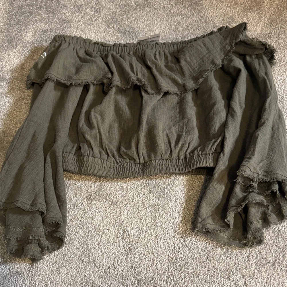 FAVLUX Olive Off-Shoulder Ruffle Blouse - Picture 4 of 4